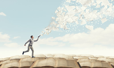 新疆报告1例感染者/新疆报告1例感染者活动轨迹